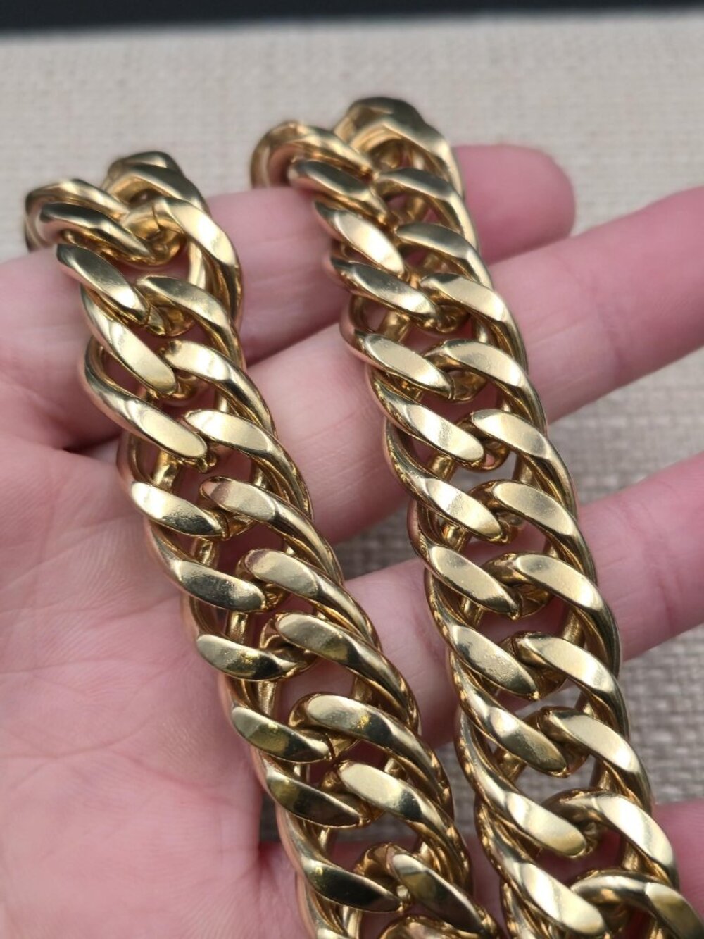 16 Inch Gold Over Stainless Steel Chunky Curb Chain Necklace B1129 - Picture 3 of 6